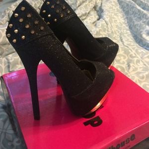 Qupid pumps size 7
