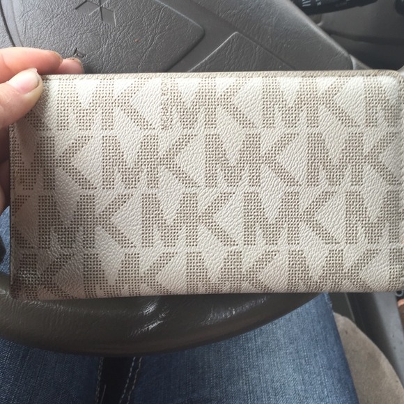 Authentic Michael kors wallet