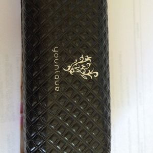 Younique 3-d fibers lashes.  Brand new