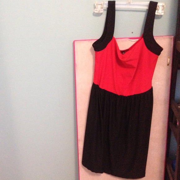 Red dress with black silk skirt - Picture 1 of 1