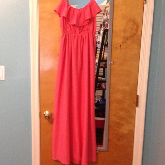 Pink maxi dress. - Picture 1 of 2