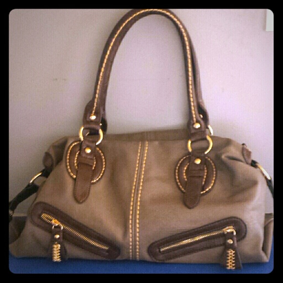 Melie Bianco Lg. Taupe/ gray bag