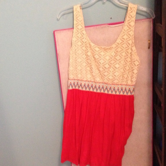 Red and White Atzec Dress - Picture 1 of 2