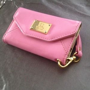 1 phone 4 pretty in pink case