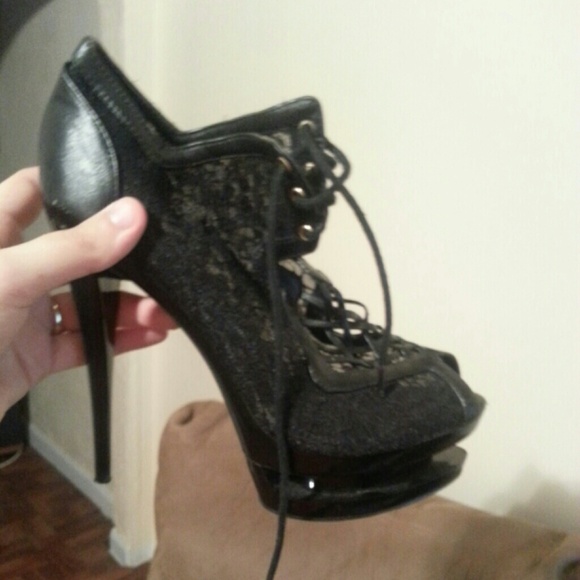 Black Lace Pumps