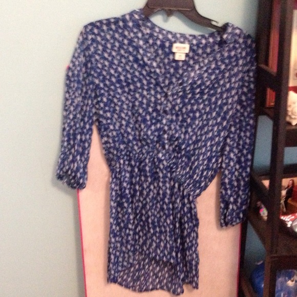 Blue and White Shirt - Picture 1 of 2