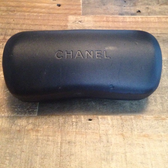 Chanel eyeglass/sunglass case