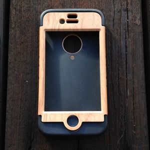 Hard rubber iPhone 4s case.