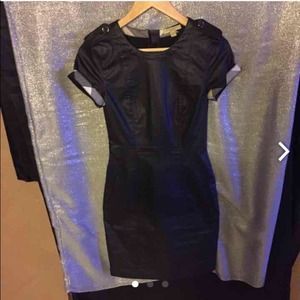 Burberry Fitted Dress