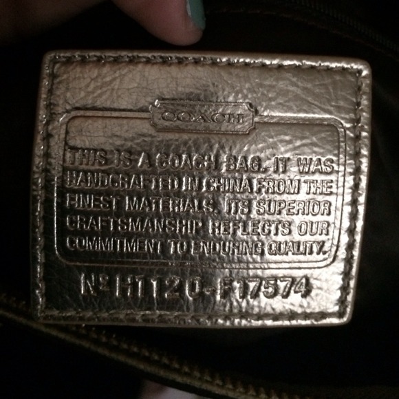 Limited edition Gold Coach bag - Picture 3 of 4