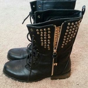 Gold and black combat boots! Perfect Condition