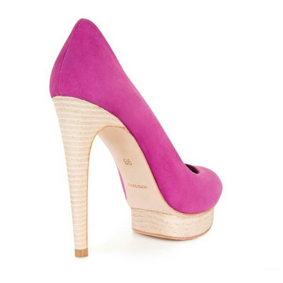 BCBGMaxazria Shoes size 7.5M