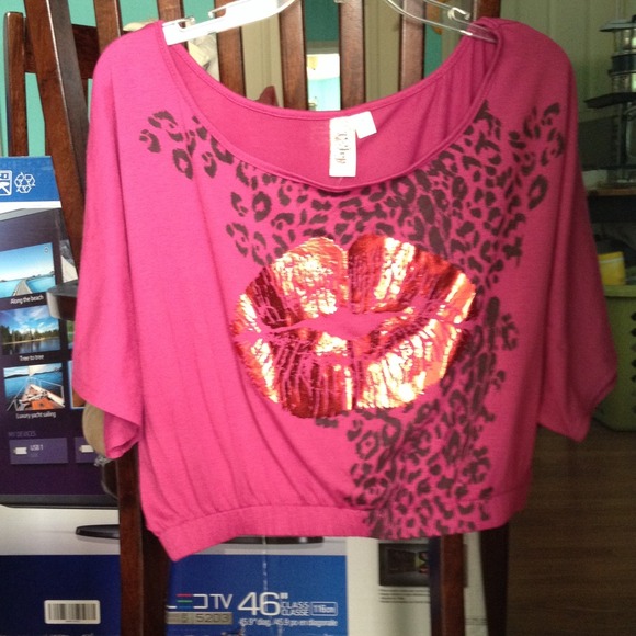 Pink crop top