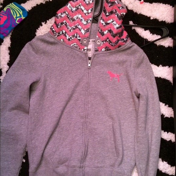 SOLD LOCALLY Victoria secret rare bling chevron - Picture 1 of 2