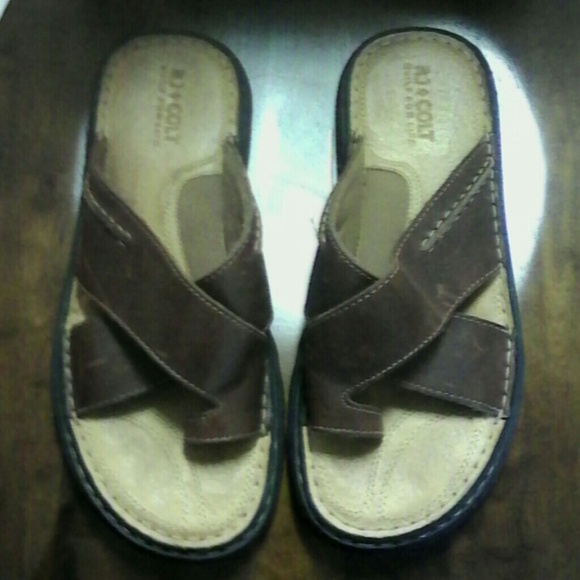 R.J. Colt Mens Slide sandals size 11