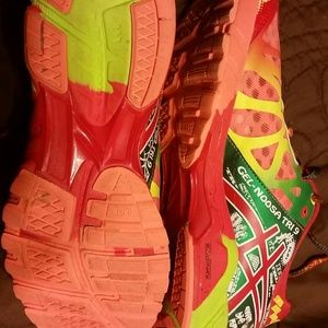 ASICS women's shoes size 7