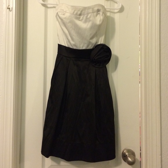 Formal short off white and black dress!