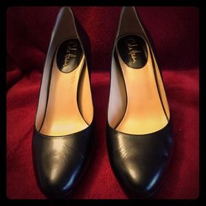 BEAUTIFUL black Cole Haan pumps, Size 11