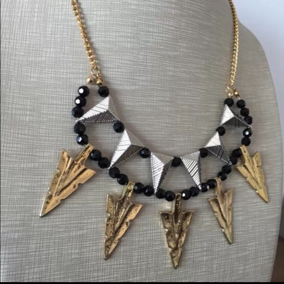 Triangles Arrow Beads Gold Tone Chain Necklace - Picture 3 of 4