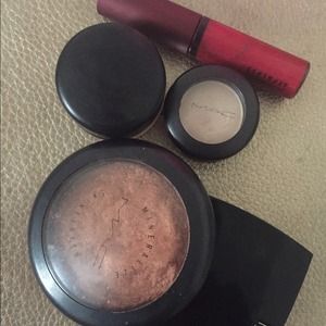 ( Gently used) Mac and Chanel makeup bundle