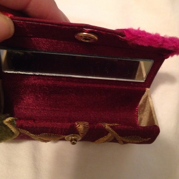 Lipstick case - Picture 3 of 3