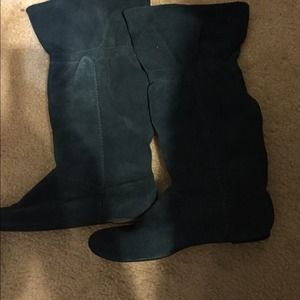 Nine West suede boots
