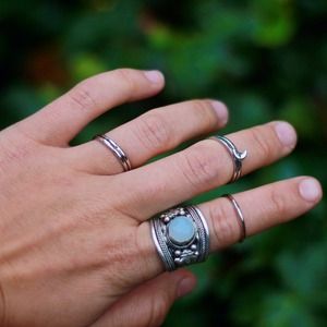 LUNA KNUCKLE RING SET
