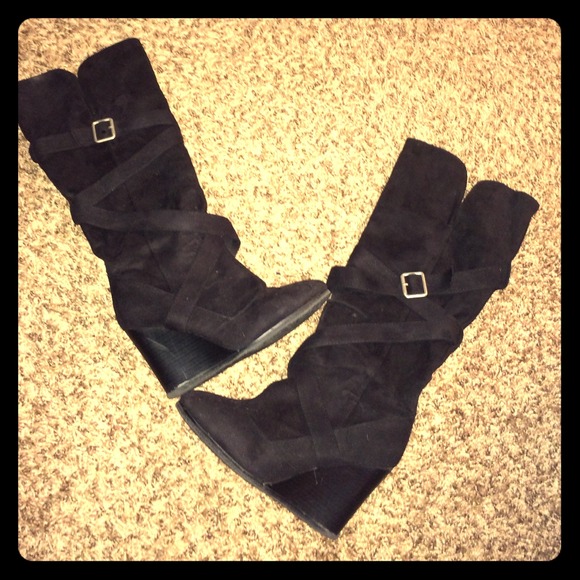 ⭐️Black Knee-High Boots⭐️