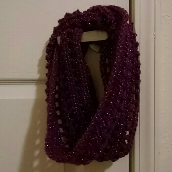 Maroon Infinity Scarf