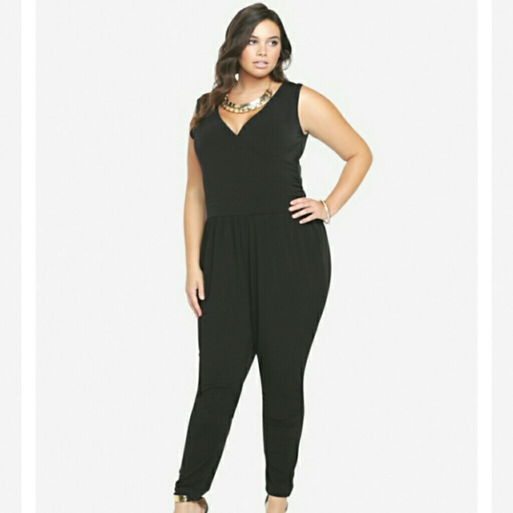Jumpsuit Size 2 (18-20)