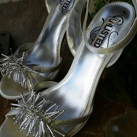 Silver Unlisted heels