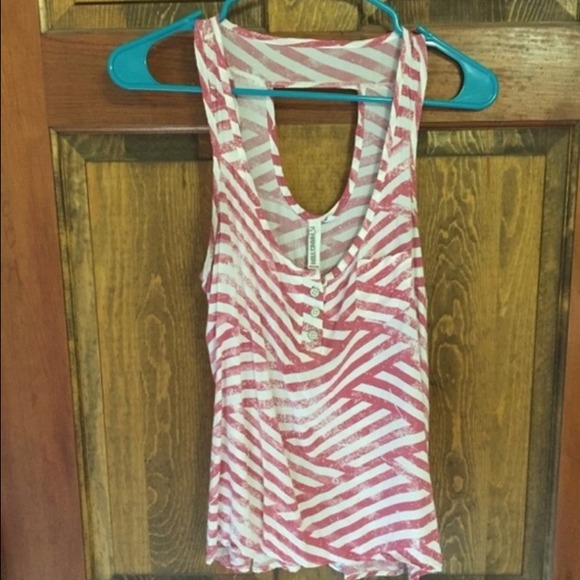 Pink and white patterned backless tank top
