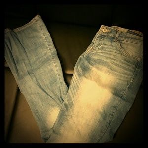Size five Hollister boot cut jeans. Never worn.