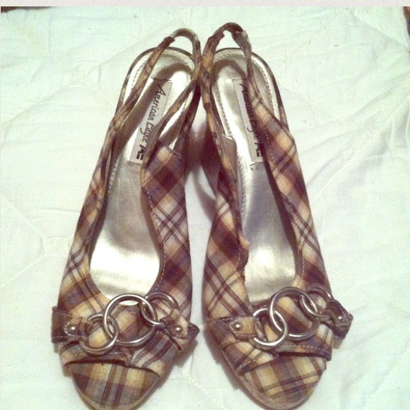 Plaid wedge heels