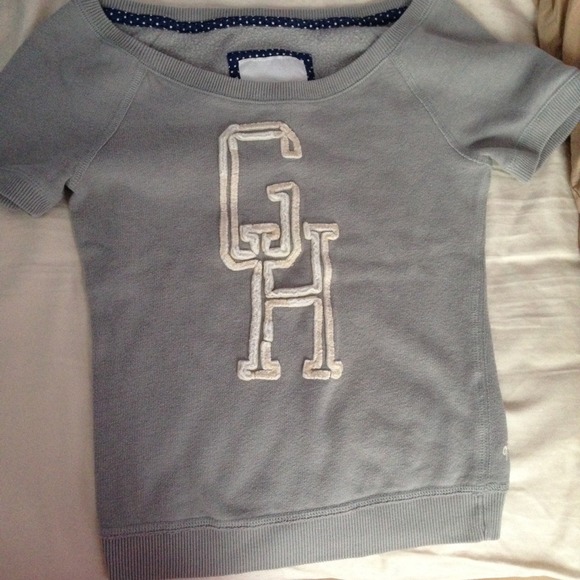 Gray sweater material top - Picture 1 of 3