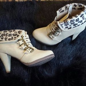Marilyn Moda "Botani" Tan & Leopard Booties