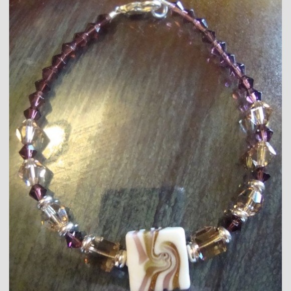 Bracelet - Picture 1 of 1