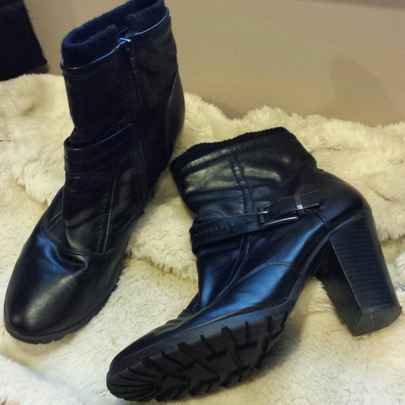 Gifted - Fioni Black Ankle Boots - Picture 2 of 4