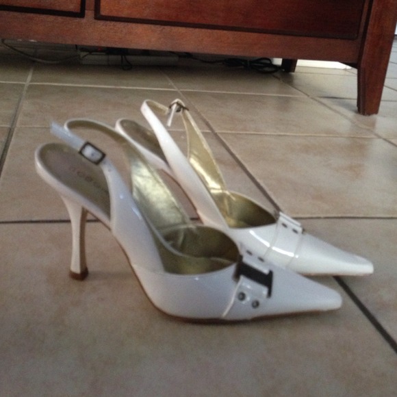 BCBG heels