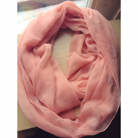 infinity scarf
