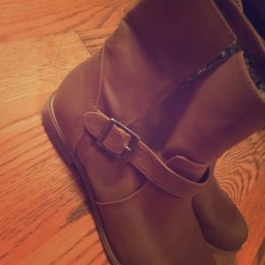 American eagle boots