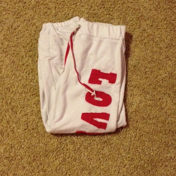 Sweatpants 💗 - Picture 2 of 2