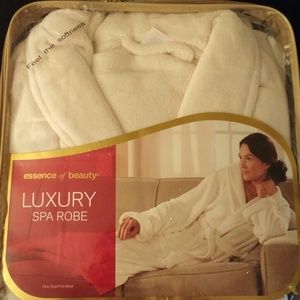 Brand new very soft robe