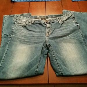 Bootcut Mossimo Jeans