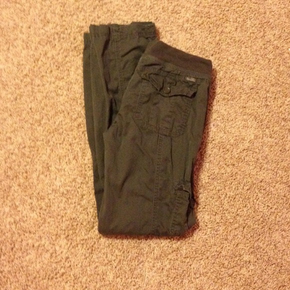 Cargo pants 💚