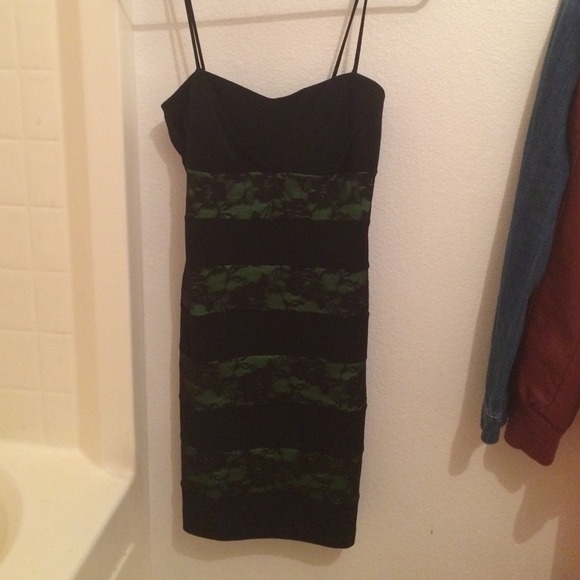 Green lace dress