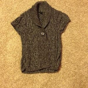Short sleeved sweater!