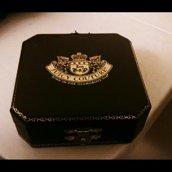 JUICY COUTURE  NECKLACE - Picture 2 of 3