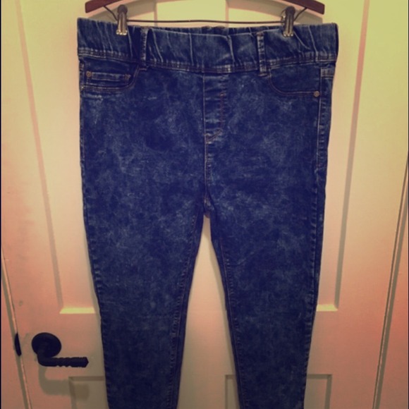 Marbled/acid wash denim jeggings • Size 2X