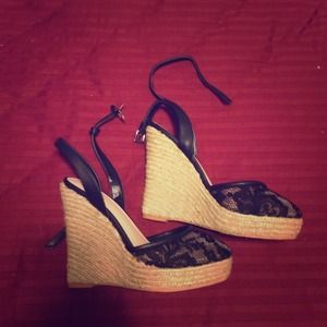 💗VS Black Lace Wedge Heels💗